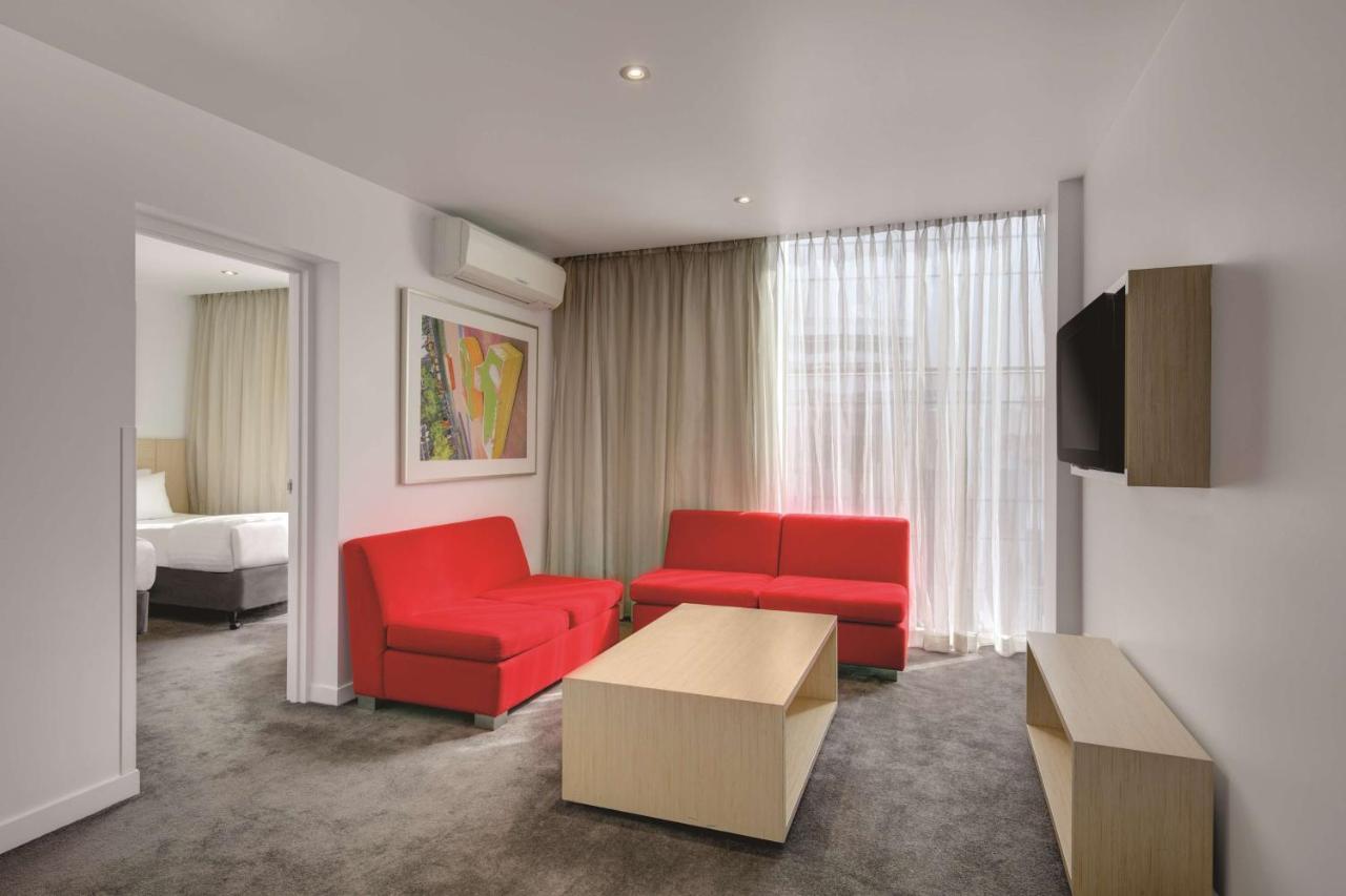 Travelodge Hotel Melbourne Docklands Екстер'єр фото